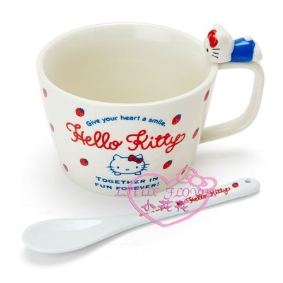 小公主日本精品♥ hello kitty凱蒂貓草莓滿版圖案藍紅色立體造型湯杯附湯匙陶瓷湯杯喝湯必備 01101508