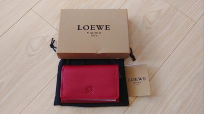 Loewe紅色皮夾 全新正品
