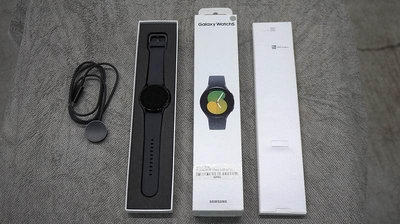 SAMSUNG 三星 Galaxy Watch5 LTE版 40mm 智慧型手錶 幻影黑 R905