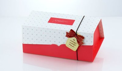 【嚴選SHOP】20cm 生乳捲蛋糕盒 彌月蛋糕盒 蛋糕捲紙盒 奶凍捲盒 包裝盒 附吊卡+船盒+彈性繩【C024】