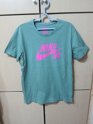 衣市藍~NIKE DRI-FIT THE NIKE TEE 運動短袖T恤 (M~) (200924)