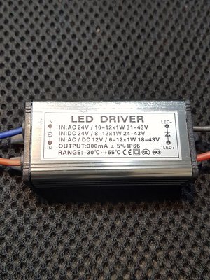 LED驅動器5~12w/6低壓12v/24v輸入 低壓12v輸入LED燈驅動24v輸入電流300ma水中燈用驅動