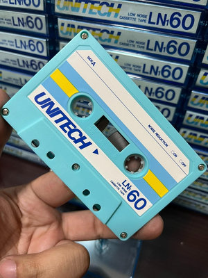 UNITECH太古旗下品牌久違的冰藍色LN1