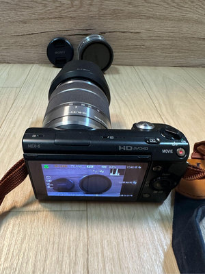 SONY索尼NEX-5數位單眼相機(含圖上配件) 二手數位單眼相機 Sony NEX-5 可以使用 (沒有記憶卡）