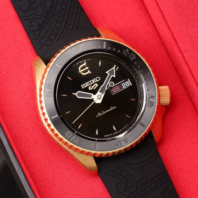 現貨 可自取 SEIKO 5 SBSA104 SRPF94 精工錶 43mm 機械錶 黑面盤 黑色橡膠錶帶 男錶女錶