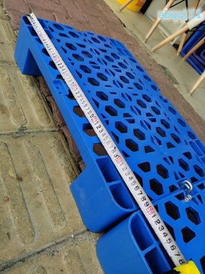 防潮板塑料棧寵物地臺防潮墊卡板棧板倉庫防濕墊板50*30*12cm塑料板 塑膠板 卡板箱 托盤 腳墊 踏板 防潮板 貨架