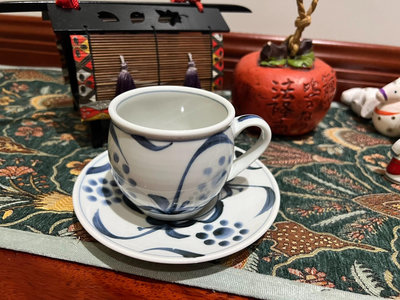 【二手】日本中古咖啡杯 梅字款 梅山窯 青花咖啡杯 古董 回流 收藏 【怡雅館】-548