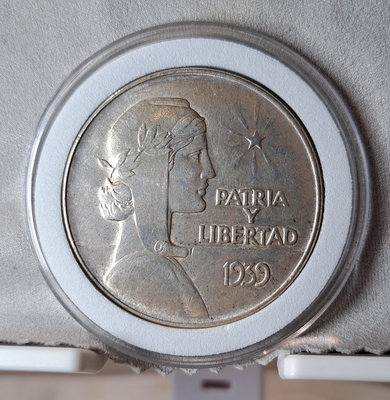 y1939年 古巴 自由女神 1比索銀幣，經典女神造型設計傳承