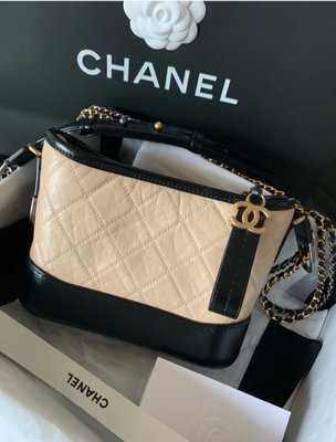 [二手，九成九成新］Chanel GABRIELLE SMALL HOBO BAG 小號 米色 流浪包