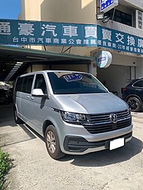 台中通豪汽車 德國進口福斯 T6.1 柴油  2223 九人座 2.0