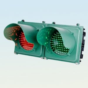 Garrison 停車場車道管制系統 車道紅綠燈 中型LED燈箱LK-104 LM 感應燈 偵測器