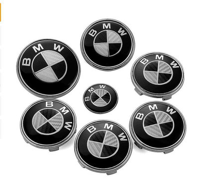 現貨汽車配件零件改裝寶馬車標 BMW全黑 黑白碳纖紋改裝標 3系4系5系輪轂車標 方向BMW