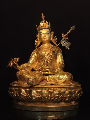 尼泊爾工藝銅鎏金畫臉蓮花生大師，寬30cm高50cm厚20cm，重5.4公斤，150080R