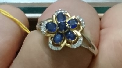 #緬甸天然藍寶石多顆花型銀戒指