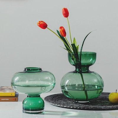 北歐現代輕奢綠色玻璃花瓶 丹麥異型創意燈籠葫蘆形花器 桌面擺件-慧友芊家居
