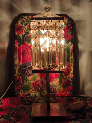 歐洲古董 水晶桌燈 可調光 很優美 有點重量 真水晶