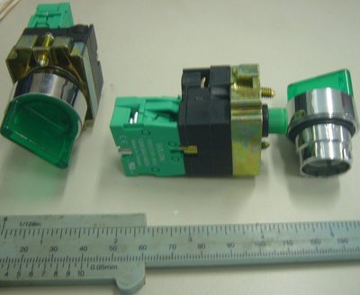 洋健SOLON 22Φ 照光二段選擇 綠 帶燈 1A 金屬按鈕開關、金屬壓扣開關、金屬選擇開關