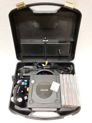 任天堂 GameCube NGC GC 主機、遊戲、公事包組合 出售