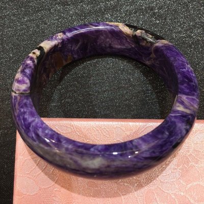 紫龍晶手環 天然大理石紋路 是一美麗亮眼的紫色礦物寶石