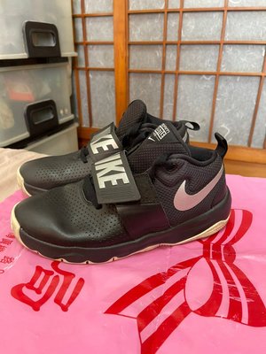 「 二手鞋 」 Nike 女生籃球鞋 US6.5Y（黑）2