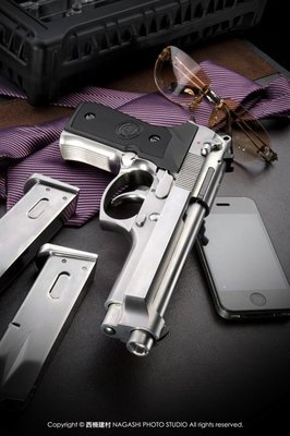 JHS（（金和勝 生存遊戲專賣））銀色 WE 新版附槍盒 M9 瓦斯手槍 4547