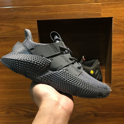 Adidas Prophere Grey 黑色 鐵灰 刺蝟鞋 運動慢跑鞋 男女鞋 AC8703