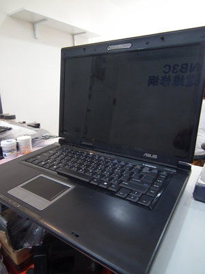 【NB3C大台中筆電維修】ASUS X510 主機板 風扇 螢幕 鍵盤 滲水 不開機 斷電 無畫面 快速維修 實體門市