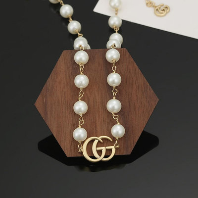 Gucci 專柜同步   古馳珍珠項鏈 選幾款心儀的首飾來點綴美美的你 上拔草很久 、古馳 Gucci  打 NO7775