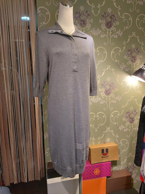 晶采臻品: 專櫃KAO MEIFEN 高美芬～灰色針織長版洋裝～特價1180