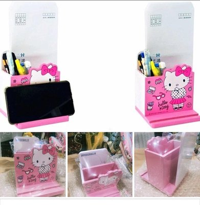 牛牛ㄉ媽*台灣正版授權㊣HELLO KITTY手機架 凱蒂貓筆筒 小物收納盒 木製美妝PINKHOLC款