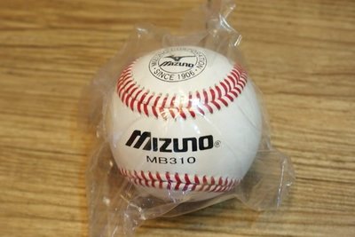 棒球世界全新Mizuno 310 比賽用棒球每顆特價