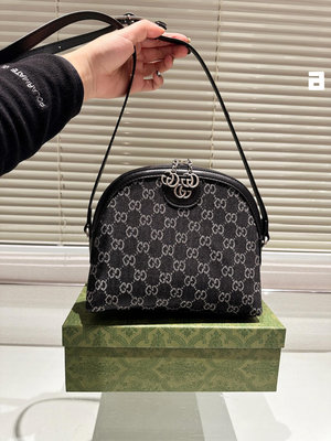 【二手包包】禮盒腋下斜挎完全是新風格超大容量 高級感滿滿Gucci Ophidia貝殼包真的好好看尺寸：23NO135964