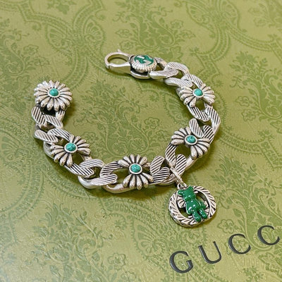 義大利奢侈時裝品牌Gucci綠松石鑲嵌雛菊小熊粗款手鍊 代購