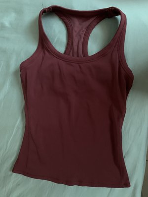 美國品牌 ALO 瑜珈服上衣 酒紅色 M號便宜賣