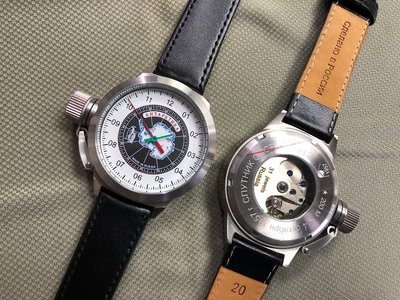 ( 格列布 ) 俄國  巴留特  2 支針 機械錶 -  南極企鵝 系列 (  45 mm ) ( 龍頭在左邊 )