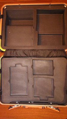 ASUS ROG Phone ZS600KL 第一代 大全配 行李箱 內襯配件橡皮墊