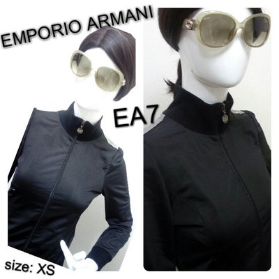 義大利品牌EMPORIO ARMANI    EA7 合身型黑色 休閒短外套XS號
