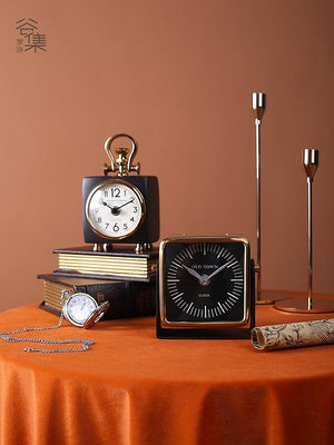 歐式復古鋁材座鐘擺件北歐輕奢金屬臺鐘客廳書房臥室裝飾時鐘