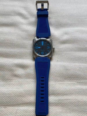Kris錶配~原版bell Ross 矽膠錶帶 24mm 蓝色適合br03-92等方形錶款  另外还有灰色，橘色