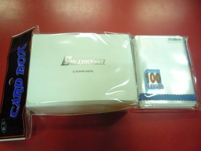 【美】塑膠卡盒 收納盒 橫式 白色+ 透明卡套 61x88mm(薄) 適用 武騰遊戲 VG 海馬瀨人 假面超人 贈品