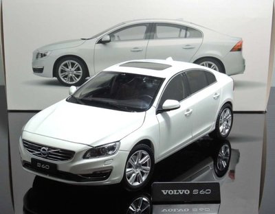 【MASH】現貨瘋狂價 原廠 1/18 Volvo S60 2015 white