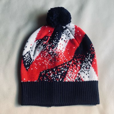 [品味人生]保證全新正品 Prada   紅黑白 毛帽  針織帽   義大利製