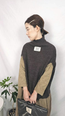 【2023山東拾月號】23SS！韓國製  YOOM  日系高領針織衫