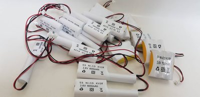 緊急出口燈電池  鎳鎘電池3.6V600MAH  3.6v700MAH 指示燈.方向燈.避難燈鎳鎘電池