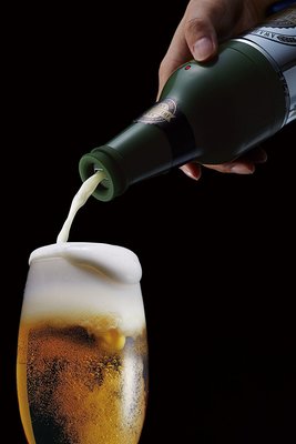 DOSHISHA 超音波啤酒發泡機/起泡器  透過震動罐裝啤酒產生 綿密泡沫  喝得過癮
