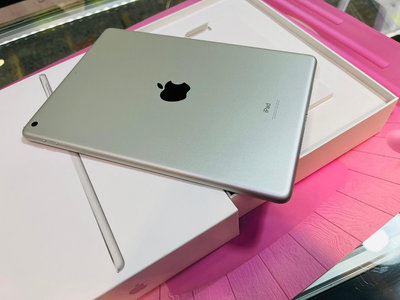 🔋100%台灣公司貨🍎Apple iPad9銀色 🍎10.2 吋 64G 🍎wifi版❤️🍎原廠保