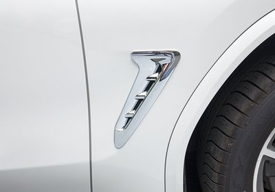 現貨熱銷-【易車汽配】寳馬 BMW 2018年 G01 葉子板 X3 葉子板 側風口飾條 葉子版飾條  側標 刀鋒 側風