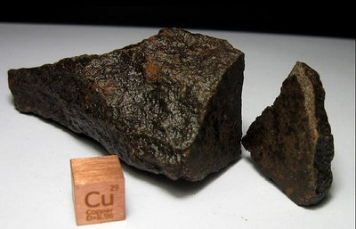 NWA石隕石,H球粒隕石,對開,礦物礦石礦標,西北非撒哈拉沙漠石隕石隕石名稱: H球粒隕石