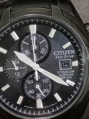 日本製CITIZEN星辰錶光動能鈦金屬製錶、買來少用十分新、附原廠盒裝錶面42mm不含龍頭、錶帶最長18公分、抱歉手圍較大請三思因為載不下勿下單、此錶多功能使用