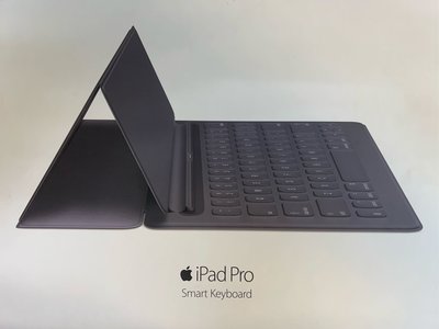 iPad Pro Smart Keyboard 9.9成新